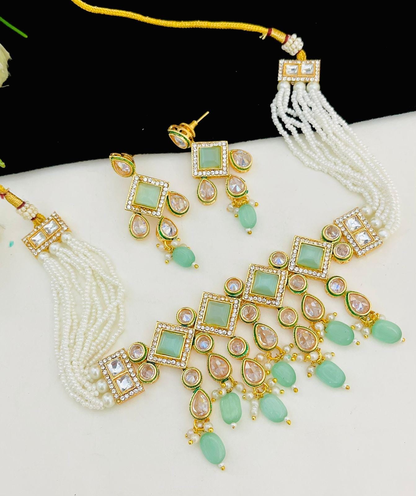 Monalisa Diamond Neaklace With Beautiful Earings