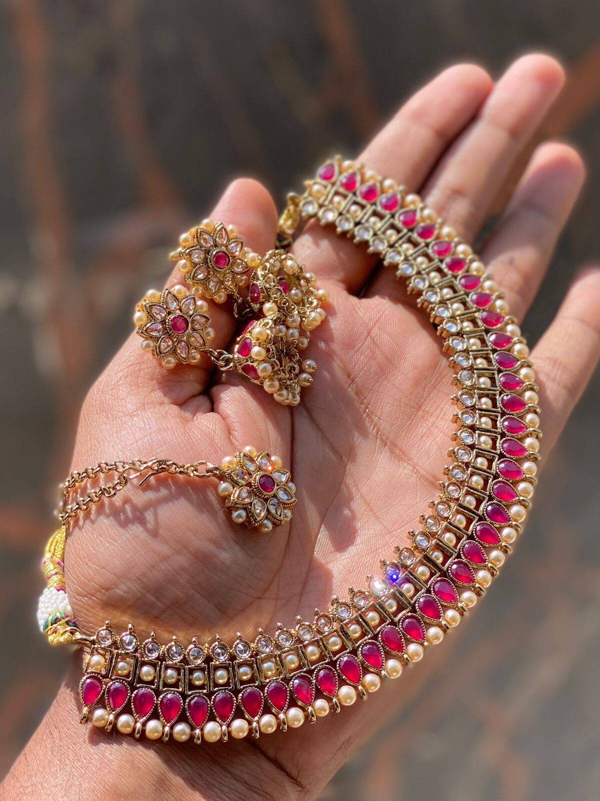 Kundan sets