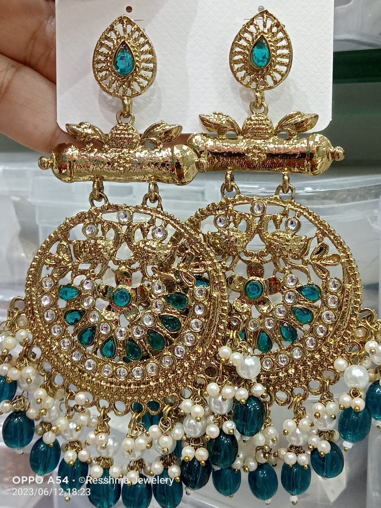 Earings