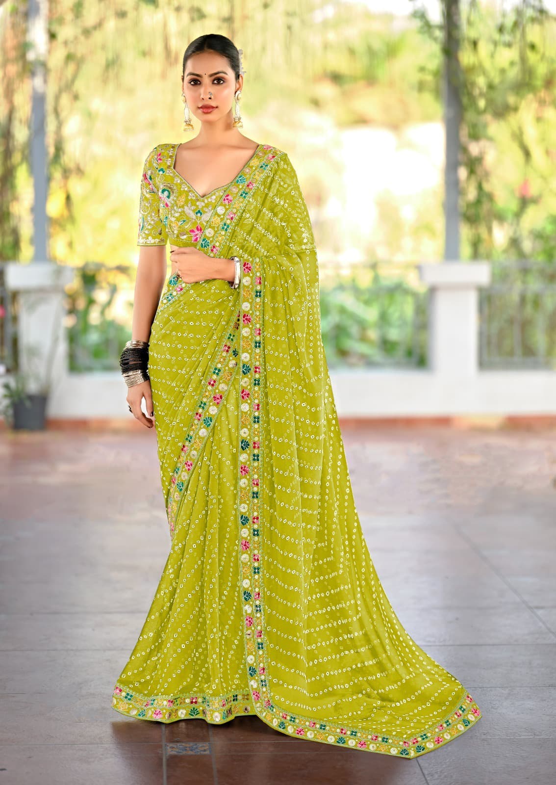 Heavy Georgette Sarees with Fancy Lace & Embroidered Blouse