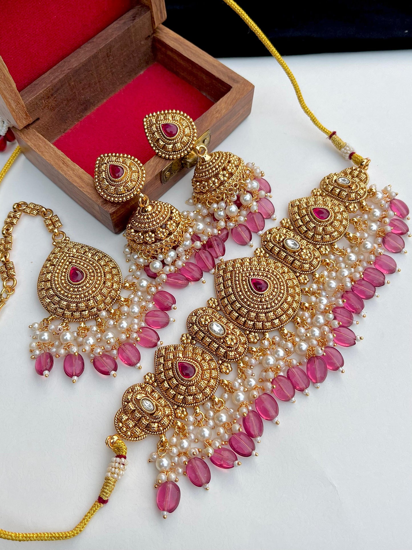 Pink matte gold finished set