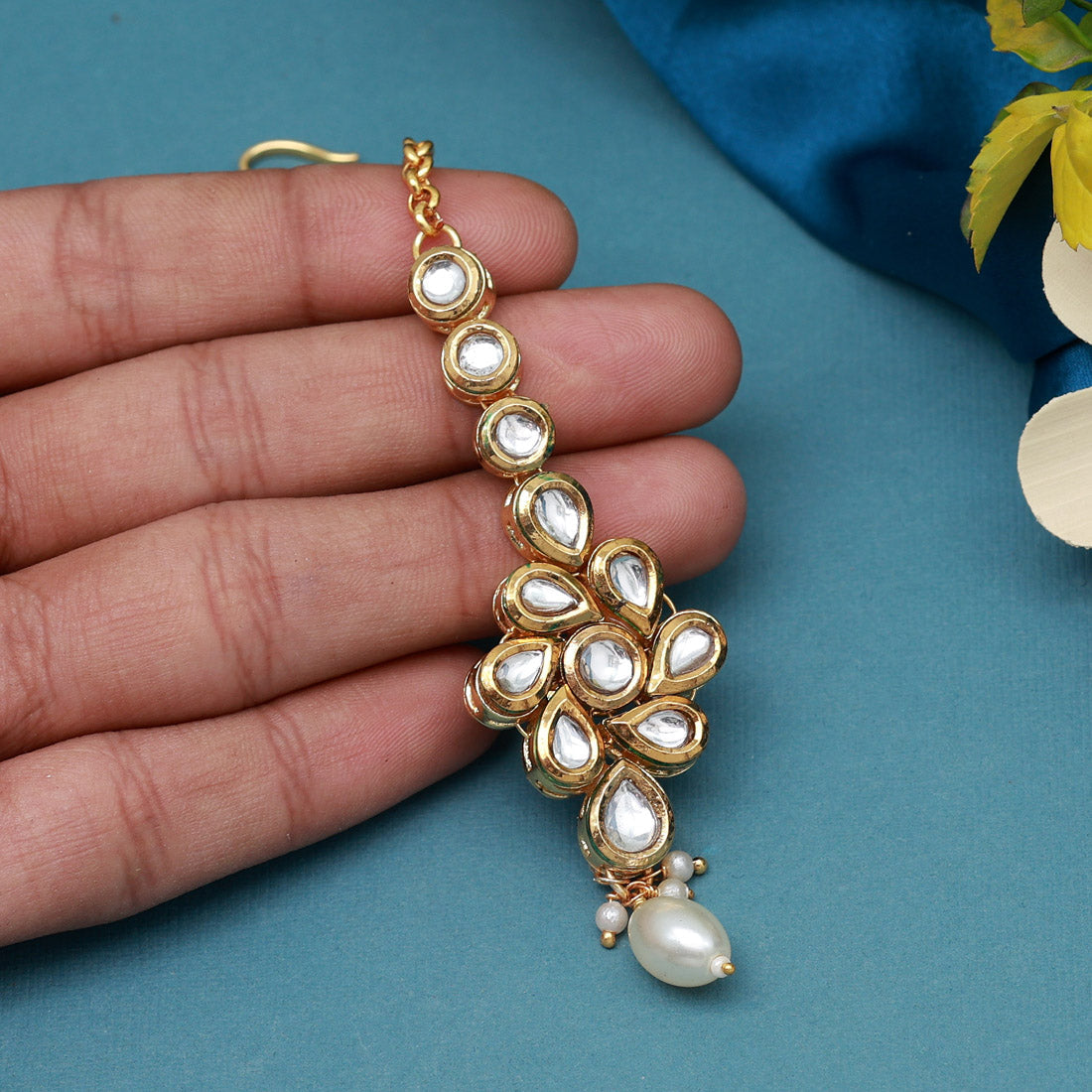 Kundan Maang Tikka with Pearl Drop – Gold Plated Bridal Hair Accessory