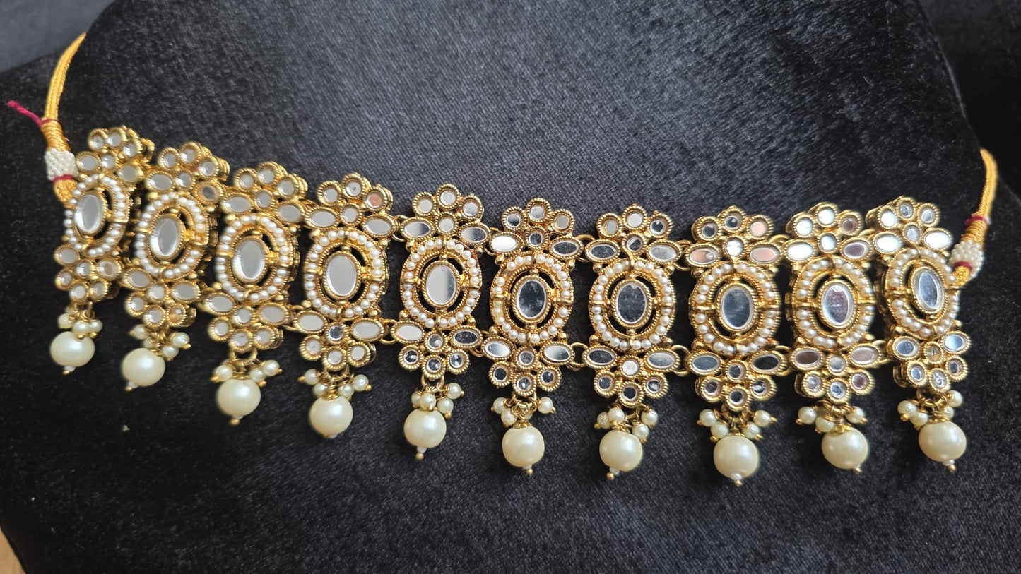 Mirror work Choker