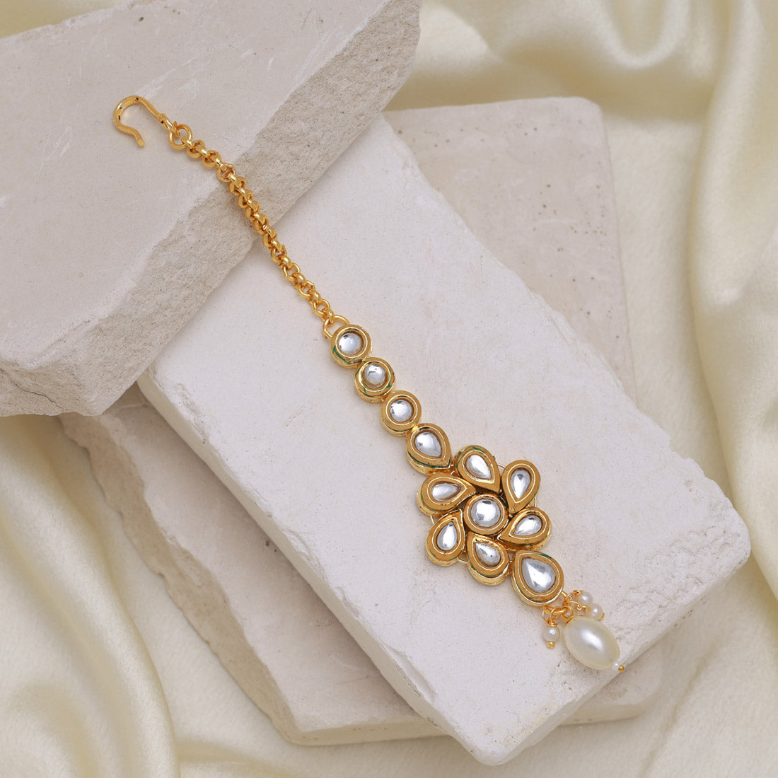 Kundan Maang Tikka with Pearl Drop – Gold Plated Bridal Hair Accessory