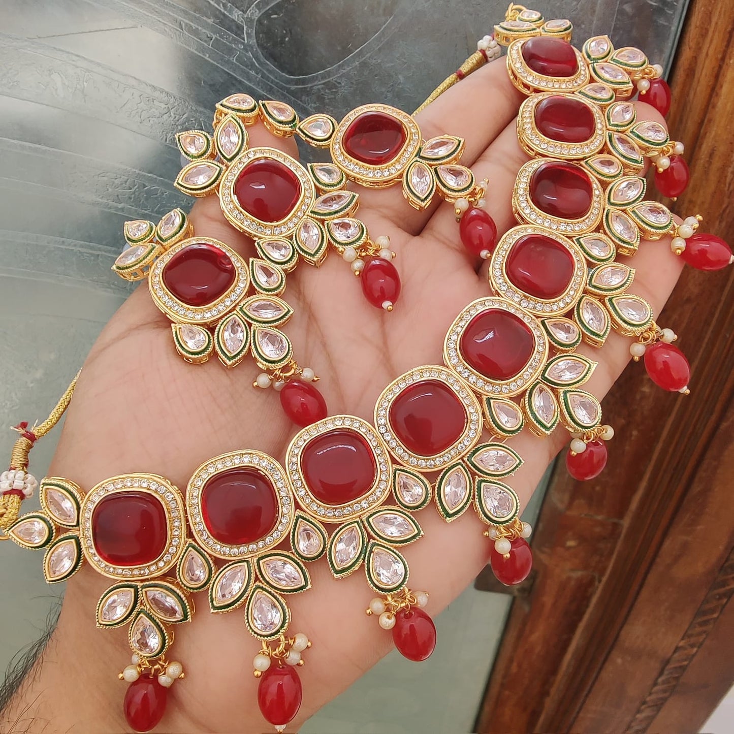 Monalisa Choker Set