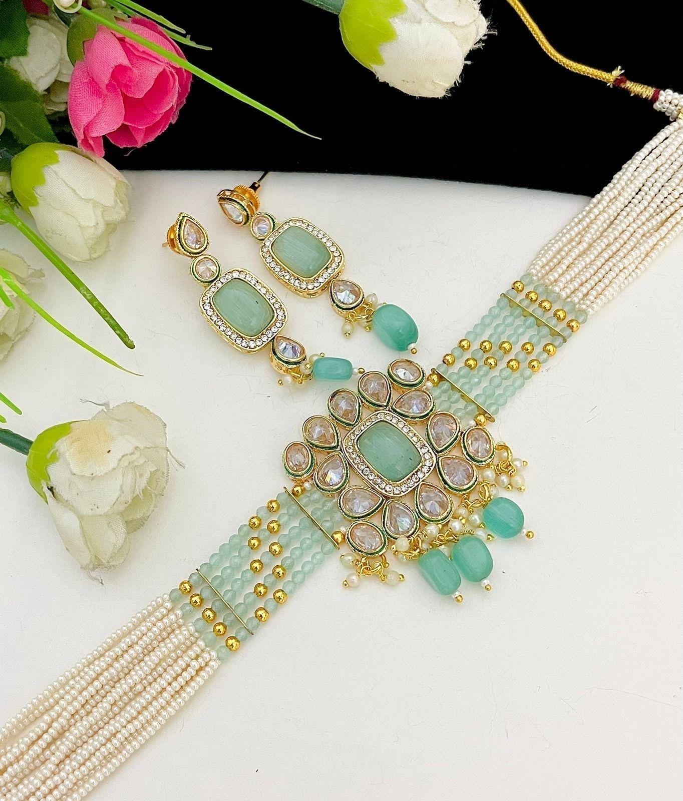 Monalisa kundan jwellery sets