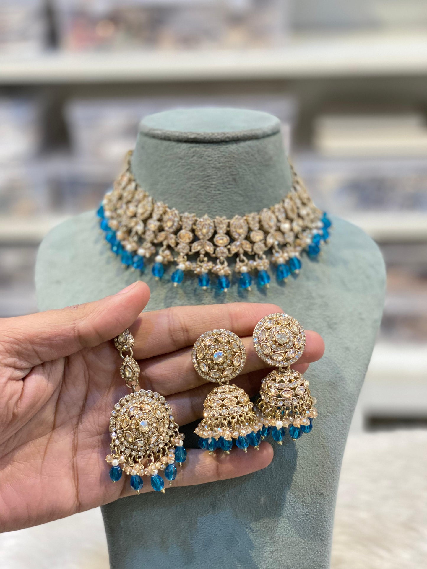 Blue
Kundan Choker Necklace Set with Blue Beads and Matching Jhumka Earrings – Indian Bridal Jewellery | Kanishma Sarees (Kanishma Collection)