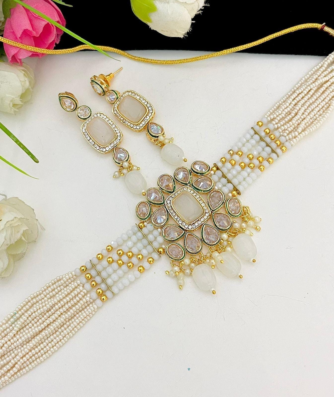 Monalisa kundan jwellery sets