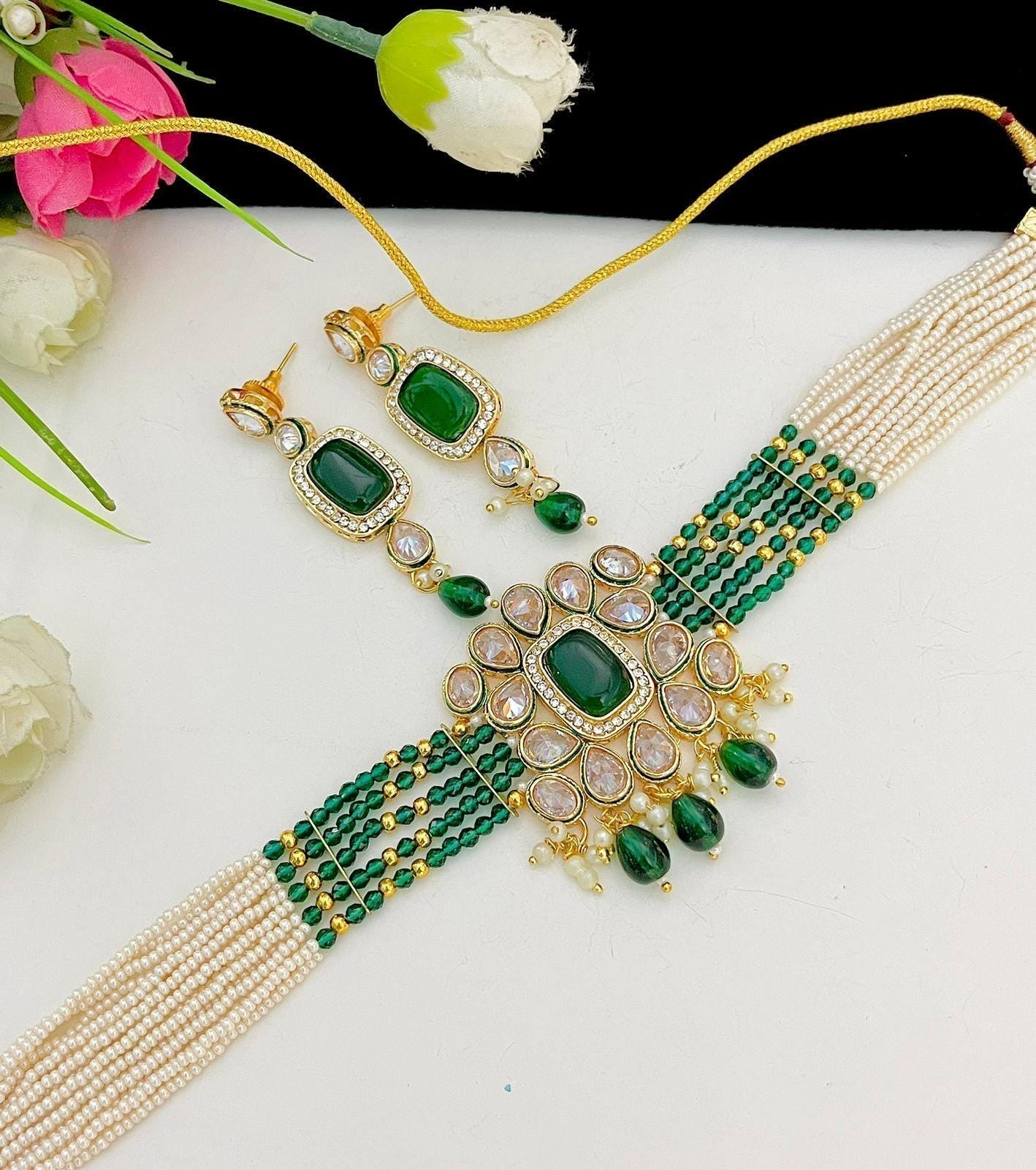 Monalisa kundan jwellery sets