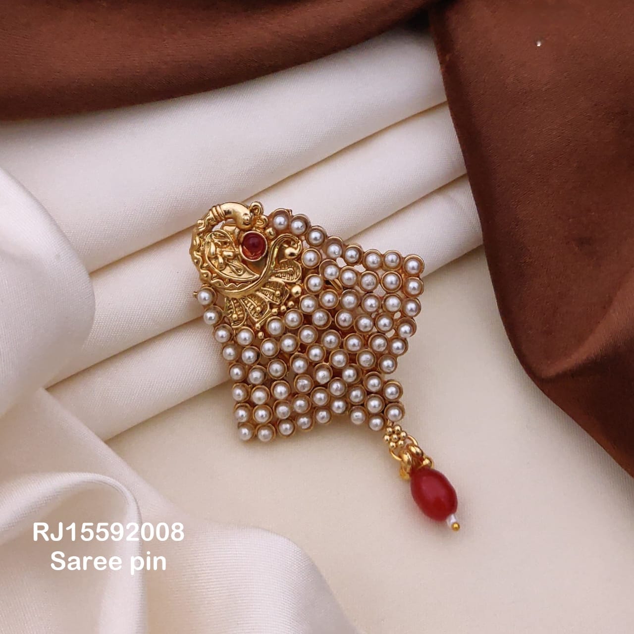 Designer pearl saree pin brooch for women – ethnic wedding jewellery accessory