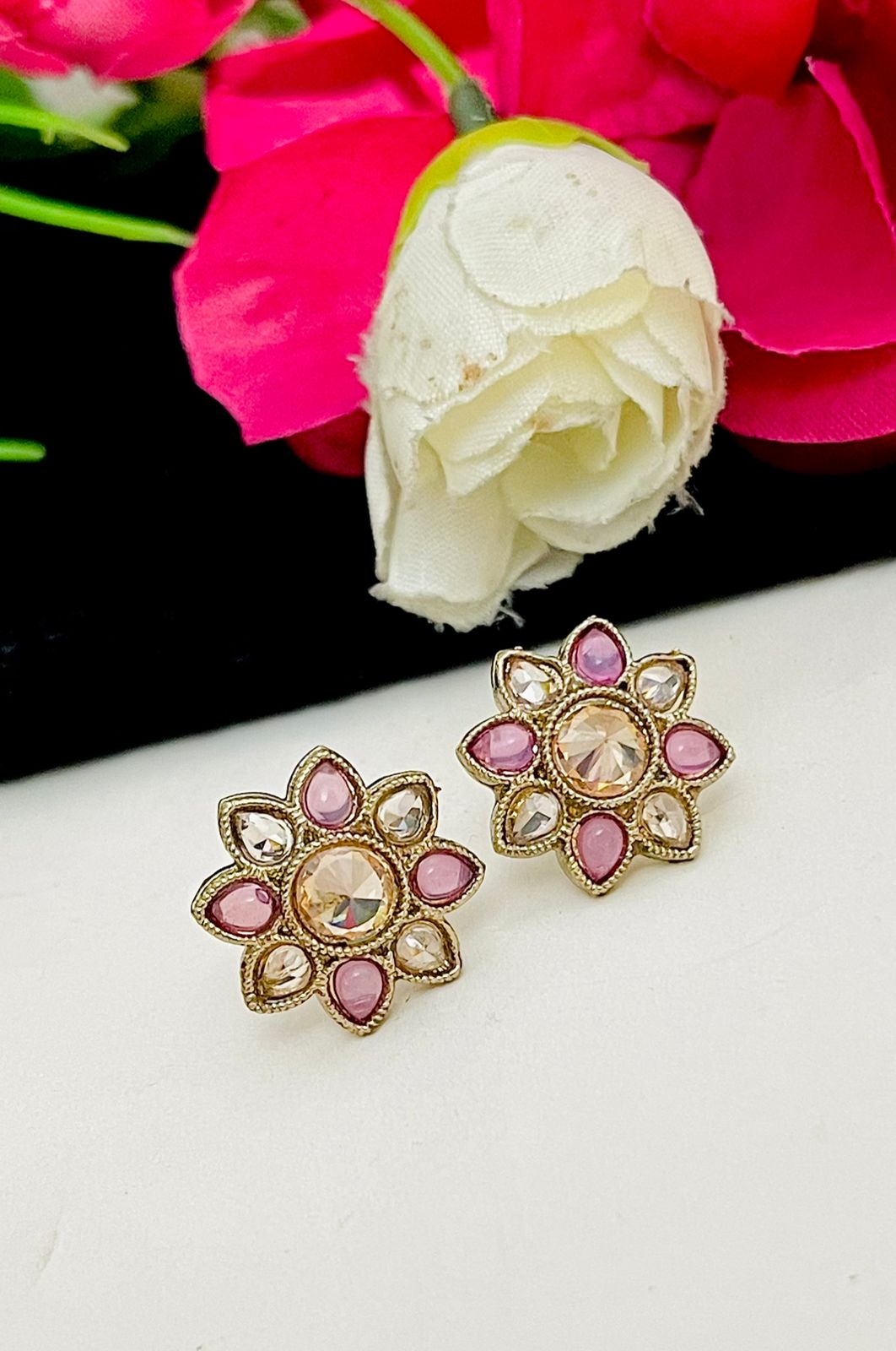 Lightweight Floral design Earrings