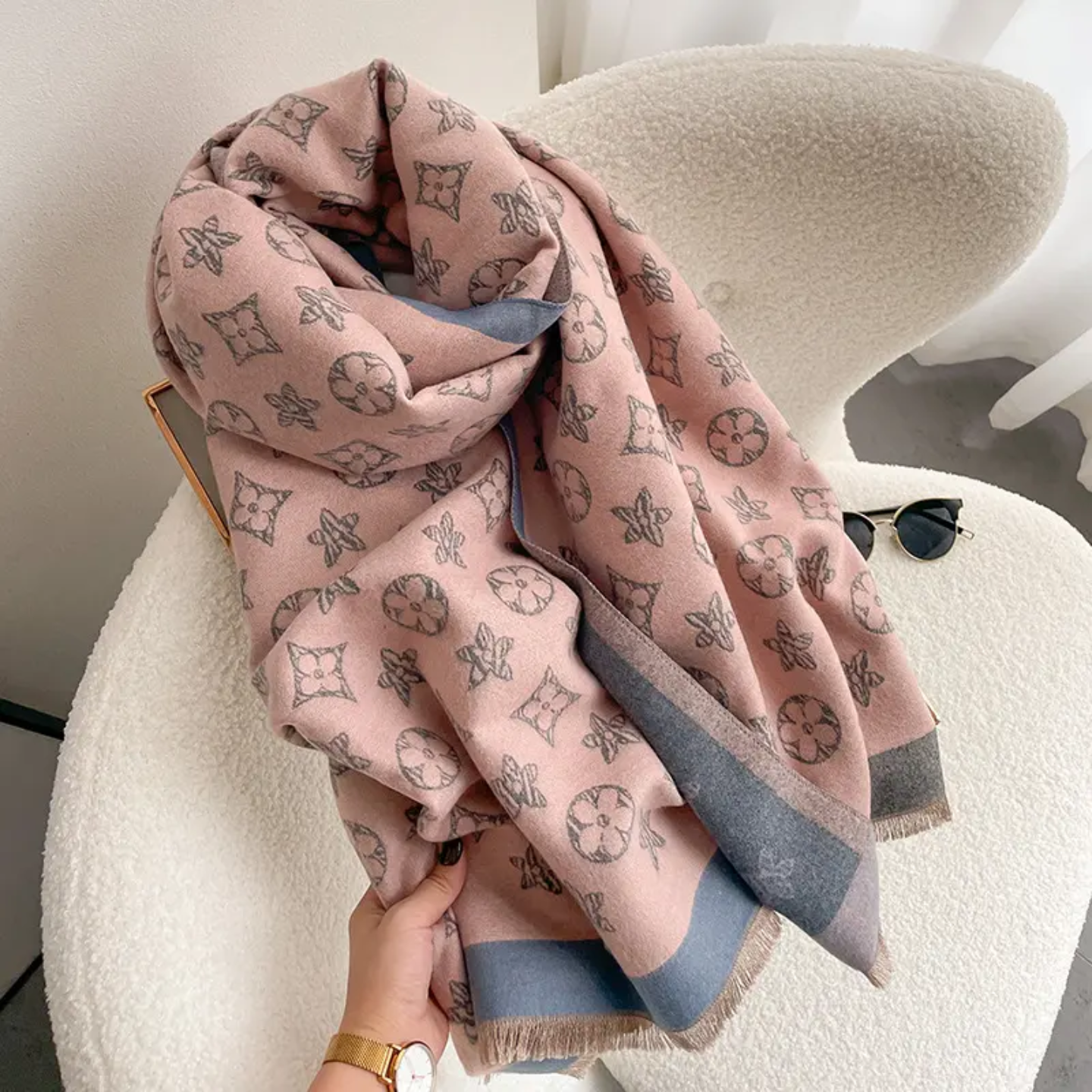 Pink monogram pattern scarf 