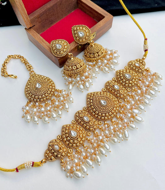 White matte gold finished set 