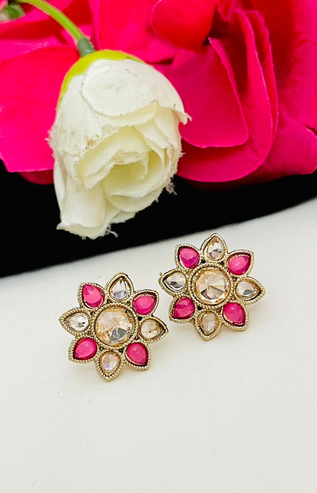 Lightweight Floral design Earrings