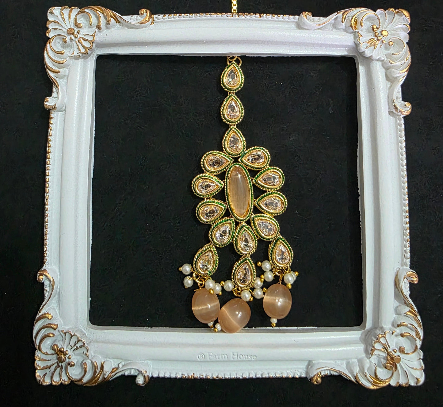 Kundan Tika